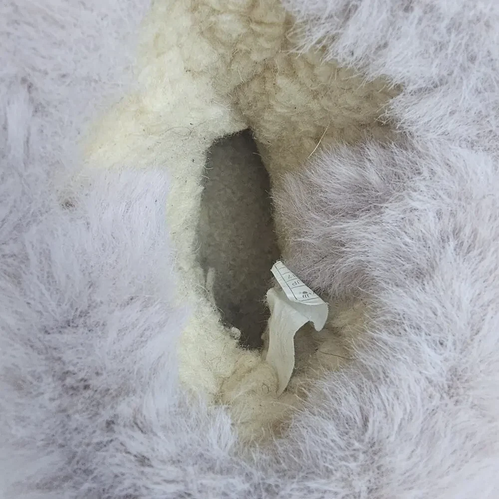 Bearpaw Betsey Girls Youth Size 11 Grey Suede Faux Fur Trim Winter Ankle Boots